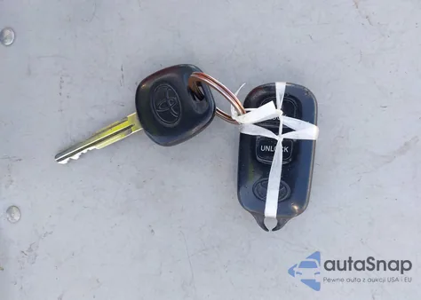 2001 Toyota Highlander V6 from USA, damaged, VIN JTEGF21A510008785